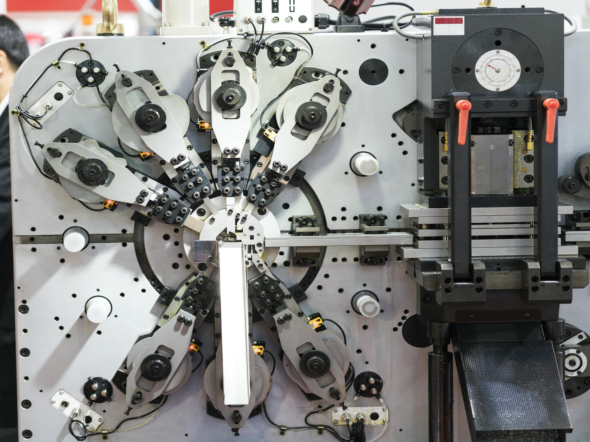 機械商社向け：DX支援サービス