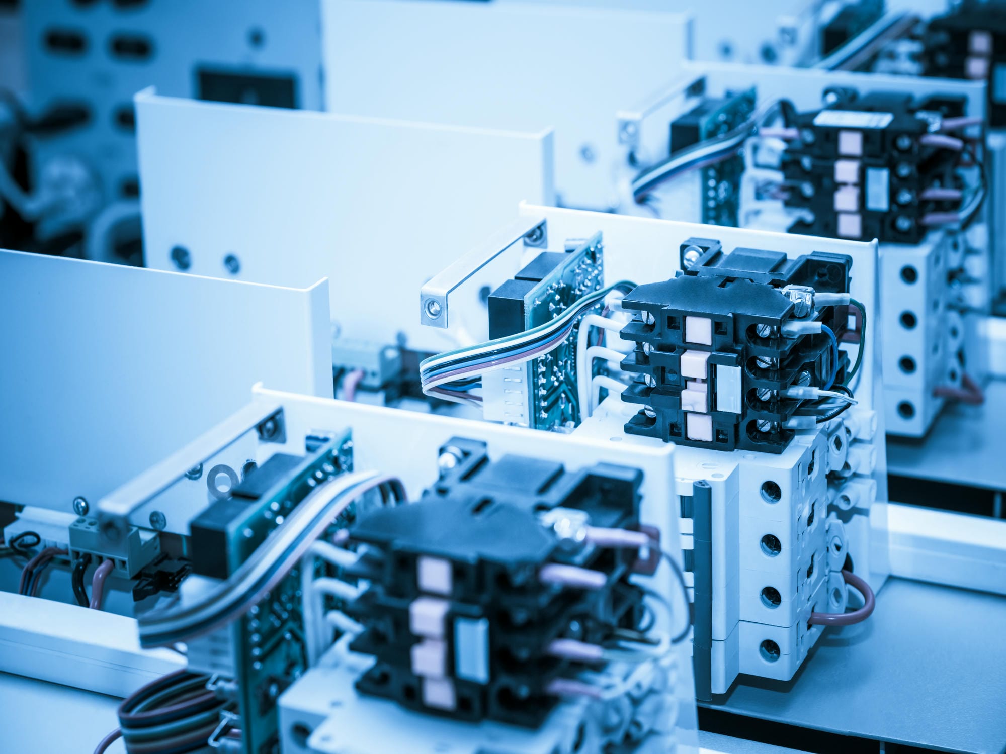 半導体装置メーカー向け：ERP導入支援サービス